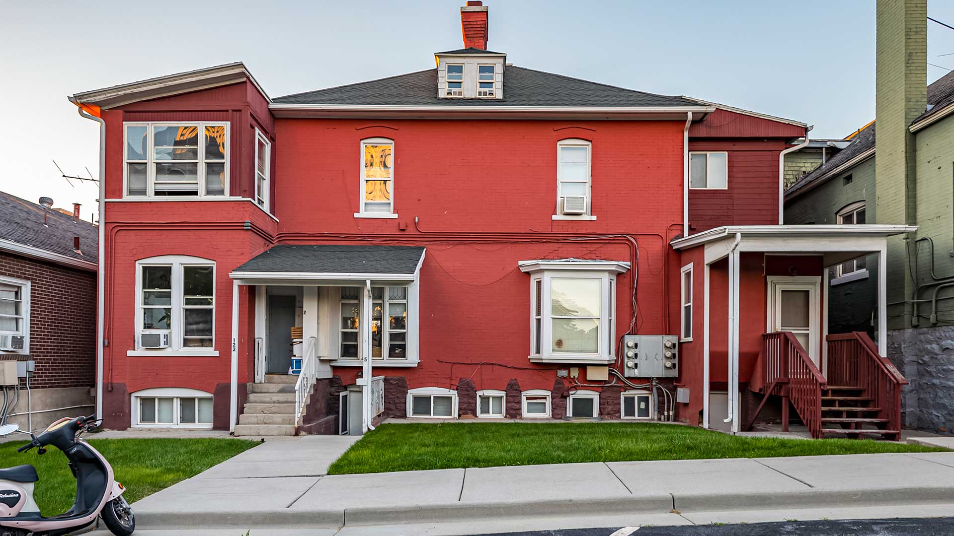 First Avenue Apartments