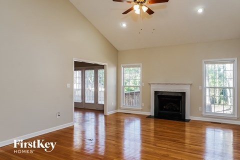 3665 Oak Chase Drive 3 Beds Apartment for Rent
