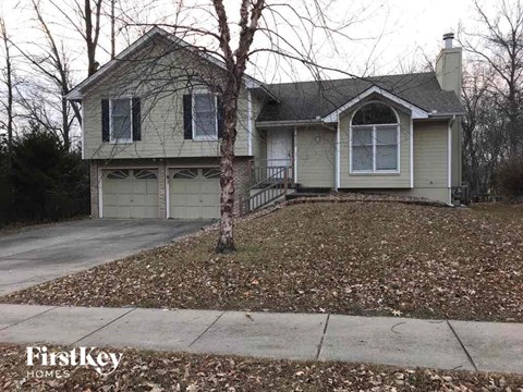 8320 N Allenton Drive 3 Beds Apartment for Rent