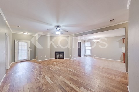 8511 Taos Dr 3 Beds Apartment for Rent