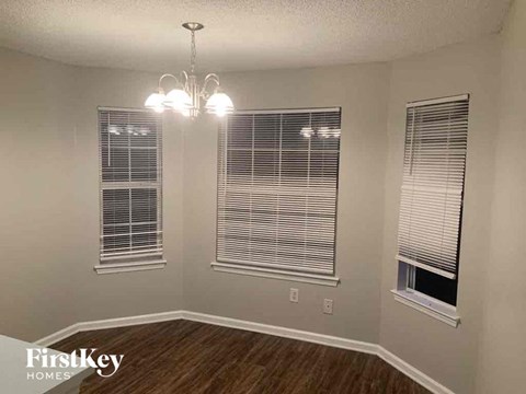 226 Bonnes Drive 4 Beds Apartment for Rent
