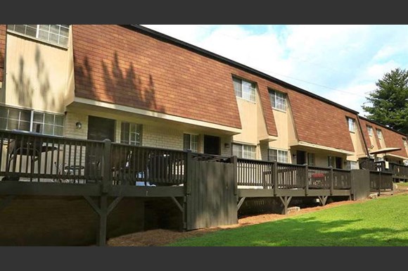 Greenbriar Mill Apartments, 3301 N Camp Creek Pkwy SW Atlanta, Atlanta