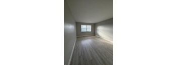 Crystal (EW)-1 Bed/1Bath