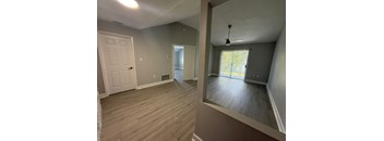 Homosassa-2 Bed/1 Bath/Den