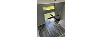 Rainbow-1 Bed/1 Bath LOFT
