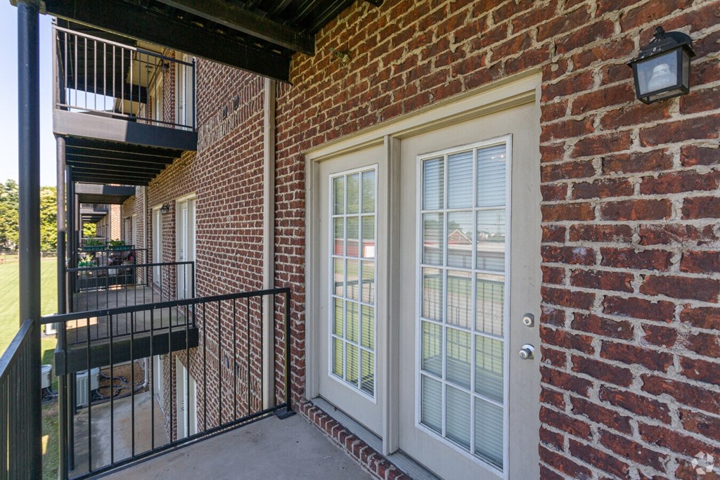 French Quarter Apartments Tuscaloosa, AL Patio