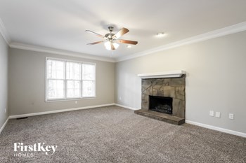 2155 Brandon Acres Drive 3 Beds House for Rent - Photo Gallery 5