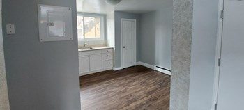 150-158 Heiman St 1-2 Beds Apartment for Rent - Photo Gallery 10