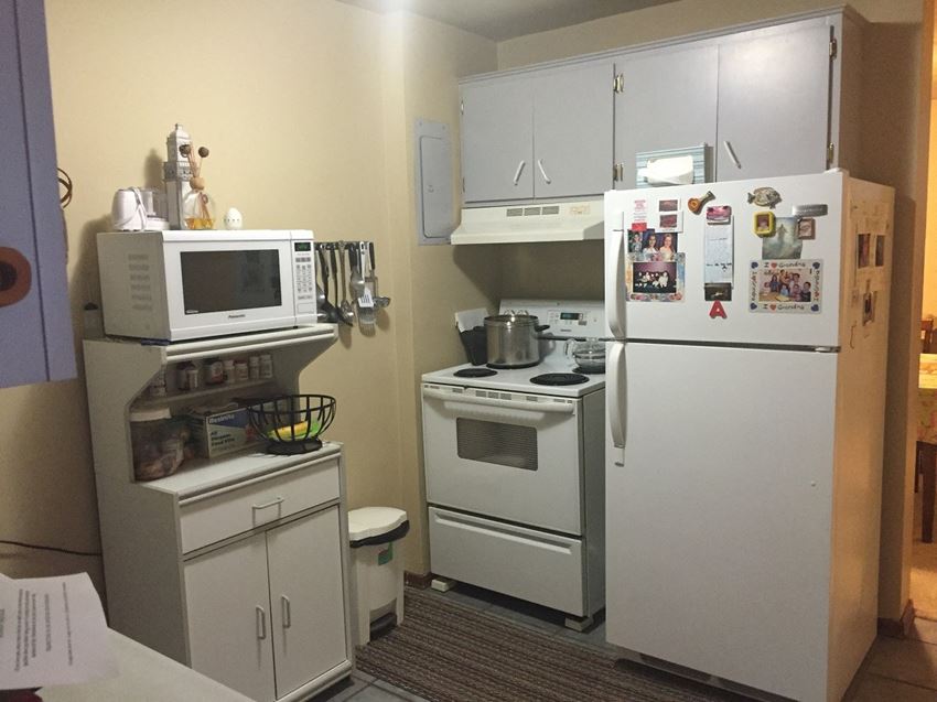 141 Linnwood Ave 1-3 Beds Apartment for Rent - Photo Gallery
