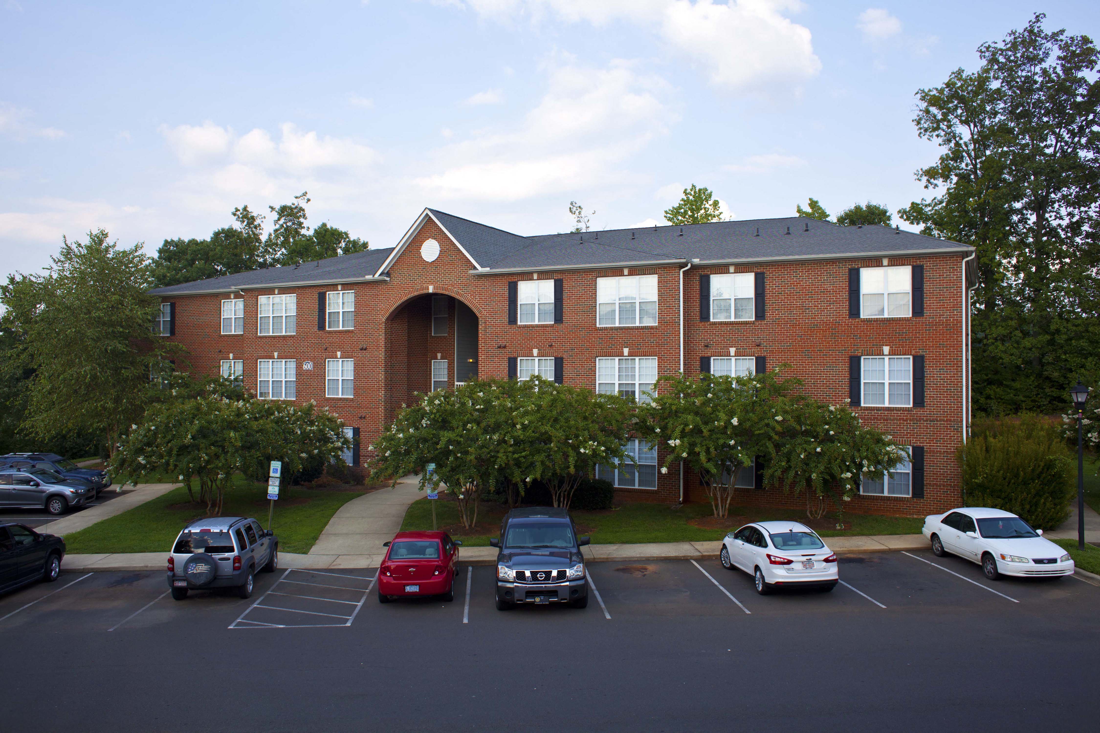 Heritage Apartments Apartments in Hillsborough, NC