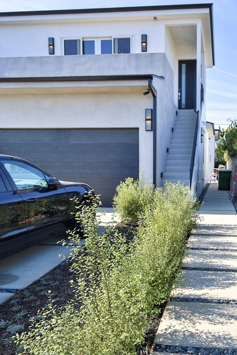 8501 Belford Avenue Studio-3 Beds Apartment for Rent