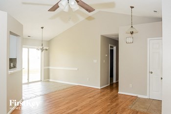 4685 Falcon Chase Drive SW 3 Beds House for Rent - Photo Gallery 6