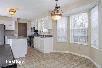 4592 Eldywood Lane 4 Beds House for Rent - Photo Gallery 5