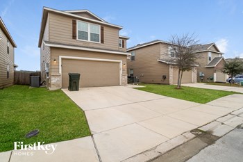3714 Coyote Creek 3 Beds House for Rent - Photo Gallery 2