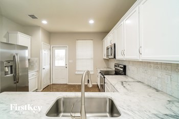 3714 Coyote Creek 3 Beds House for Rent - Photo Gallery 6