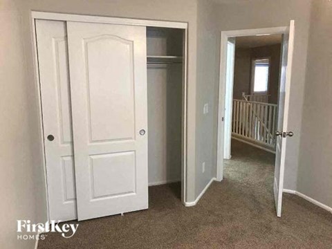 7572 W Charter Oak Road 4 Beds Apartment for Rent