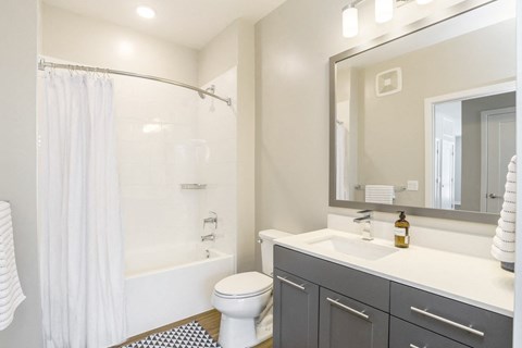 Bellagio Waterfront Marina Apartments 1-3 Beds Apartment for Rent - Photo Gallery 13