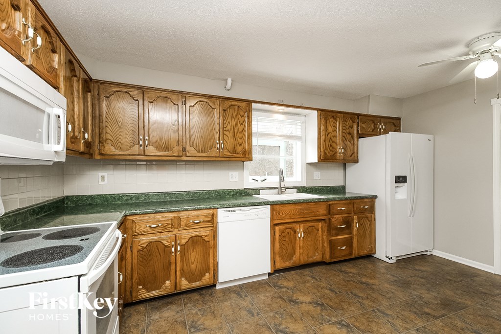 1919 NW 62nd Terrace 3 Beds House for Rent - Photo Gallery 6