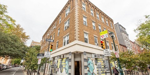 the building in which the apartment is located