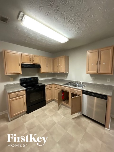 7046 Setters Way 3 Beds Apartment for Rent