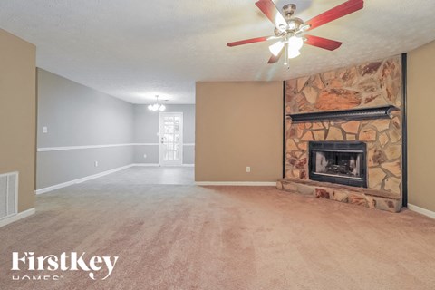 276 Hollyberry Dr 3 Beds Apartment for Rent