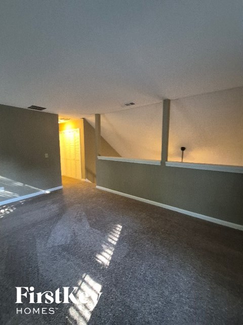 460 Don Circle 3 Beds Apartment for Rent