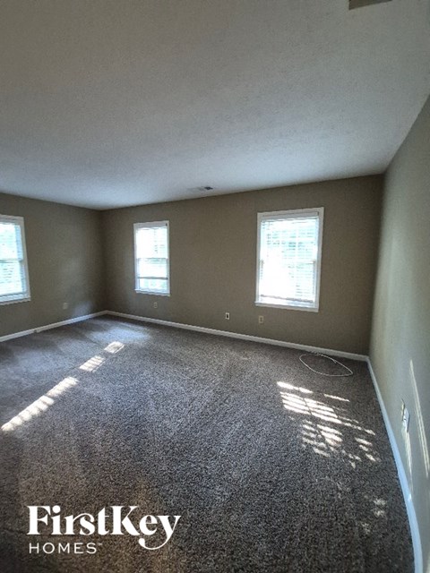 460 Don Circle 3 Beds Apartment for Rent