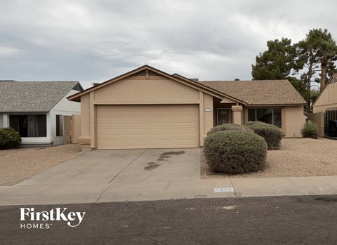 3336 W Quail Ave 3 Beds Apartment for Rent
