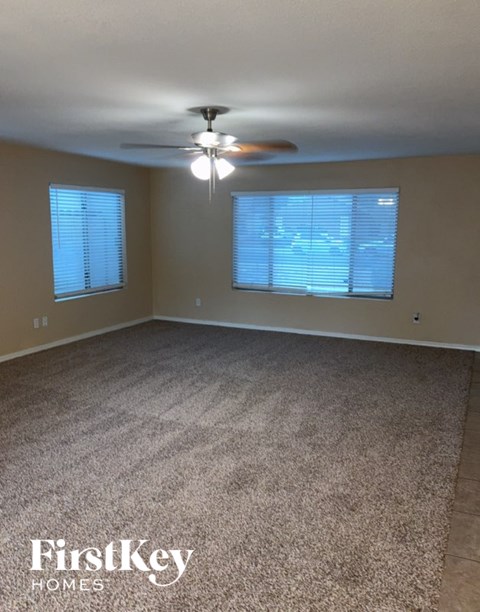 3336 W Quail Ave 3 Beds Apartment for Rent
