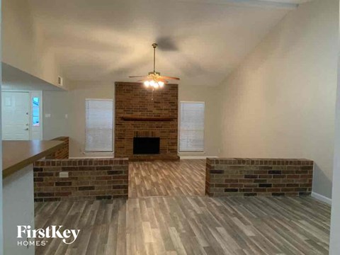 6857 Fryer St 3 Beds Apartment for Rent