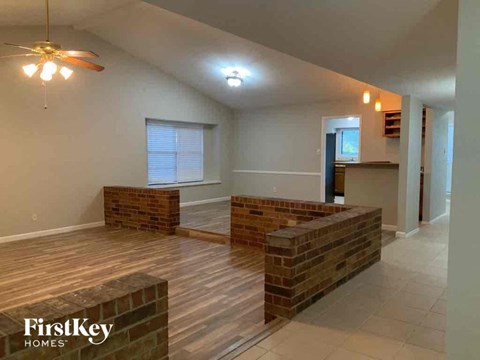 6857 Fryer St 3 Beds Apartment for Rent