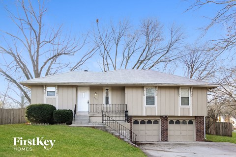 707 NE 113Th St 3 Beds Apartment for Rent
