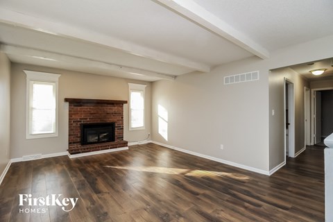 707 NE 113Th St 3 Beds Apartment for Rent
