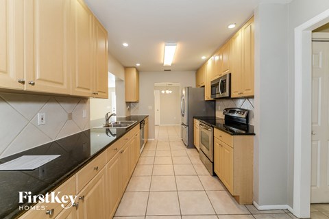 7403 13Th Avenue Dr W 3 Beds Apartment for Rent
