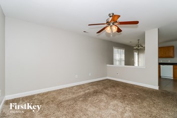 1116 S Walnut Street 3 Beds House for Rent - Photo Gallery 4