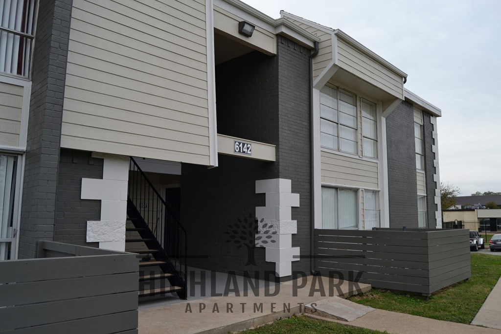 the building where the apartment is located