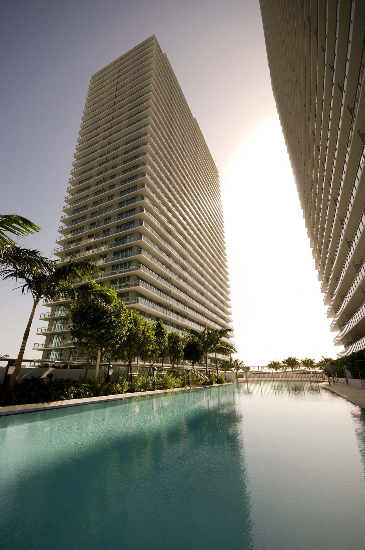 Axis On Brickell- North Apartments