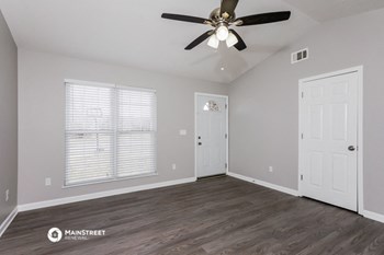 10106 Greenfield Woods Cir 3 Beds House for Rent - Photo Gallery 4