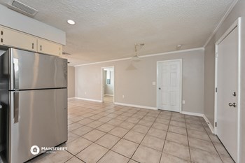 532 W Ella J Gilmore St 3 Beds House for Rent - Photo Gallery 5