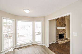 33 Sweetwater Dr 3 Beds House for Rent - Photo Gallery 6