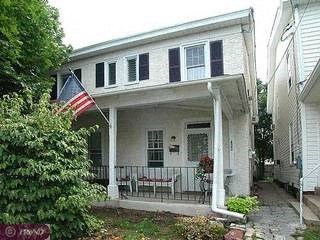 422 Leedom Street Studio Apartment for Rent