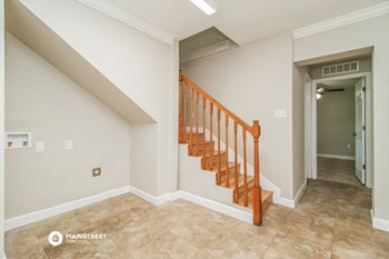 1277 FOREST LAKE 4 Beds House for Rent - Photo Gallery 4