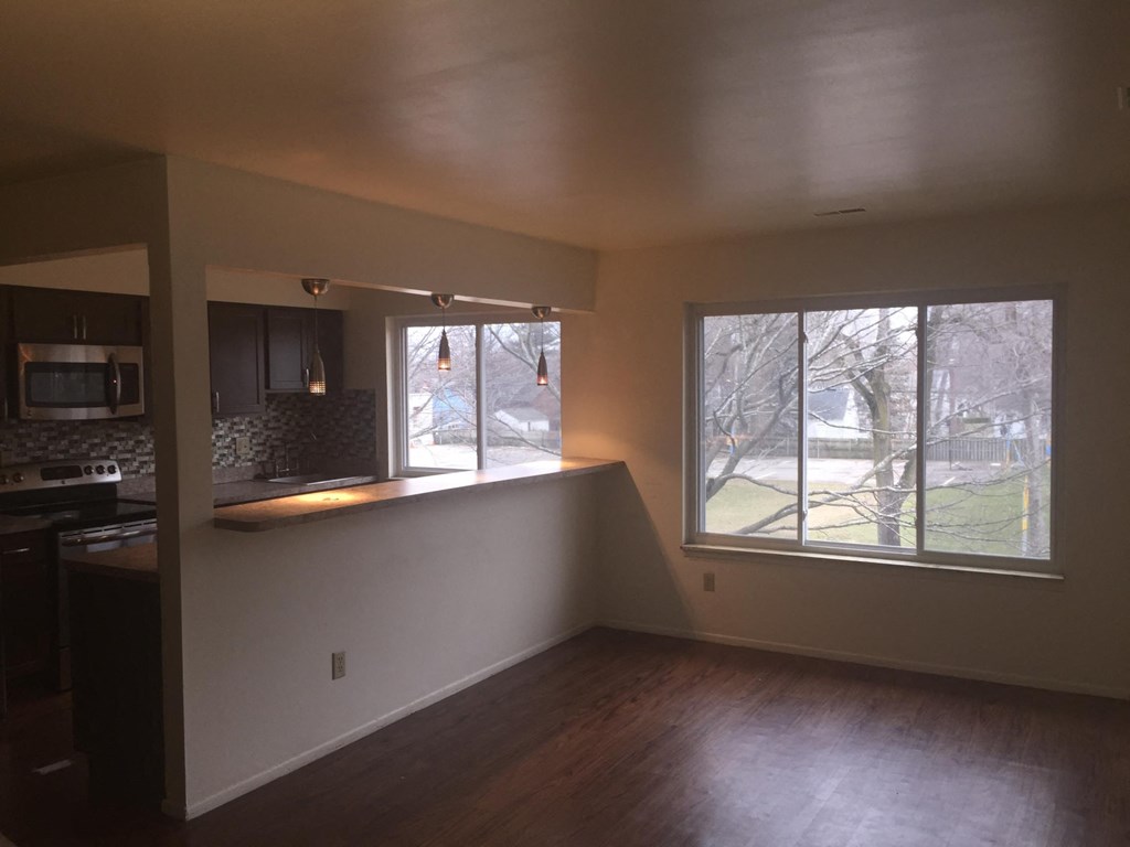 Margo Manor Apartments, 12501270 W Nine Mile Rd, Ferndale, MI RentCafe