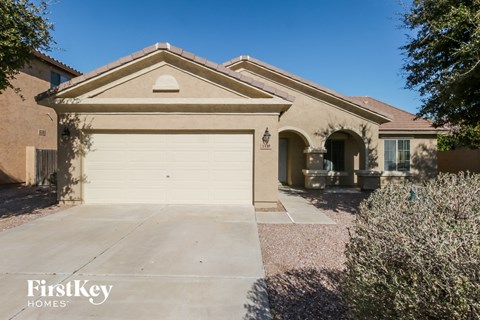 1130 E Oak Road 4 Beds Apartment for Rent
