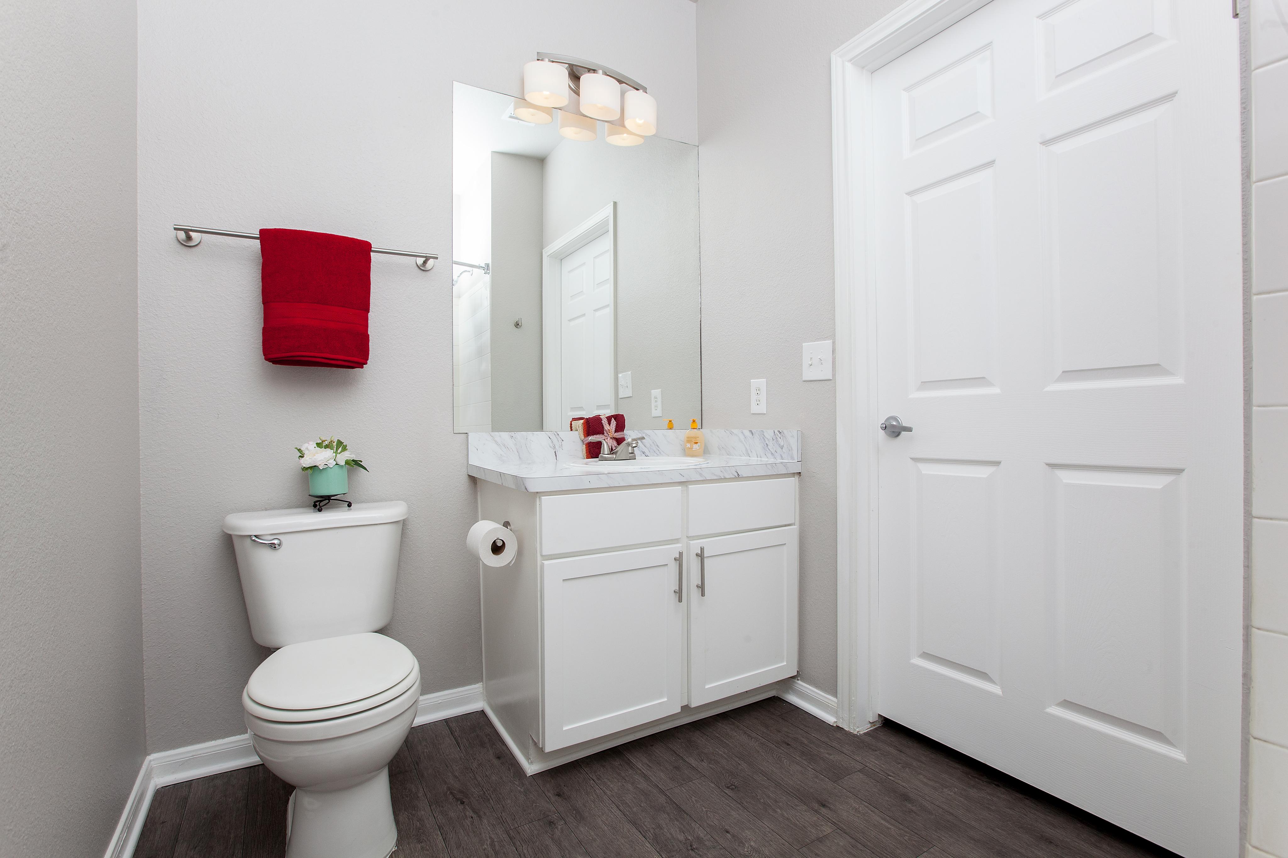 The View At Encino Commons