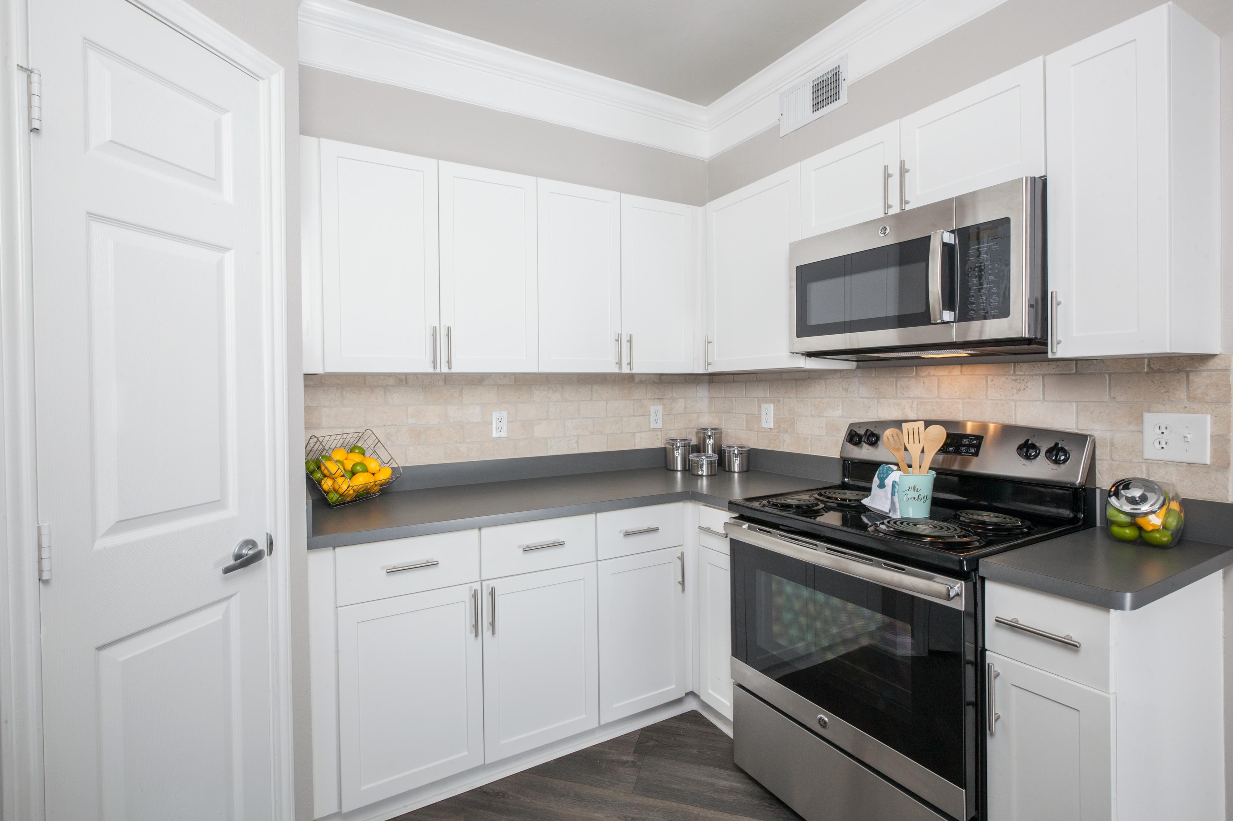 The View At Encino Commons