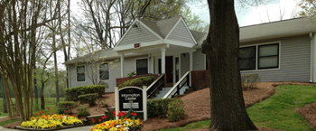 3217 Shamrock Dr 1-3 Beds Apartment for Rent - Photo Gallery 2