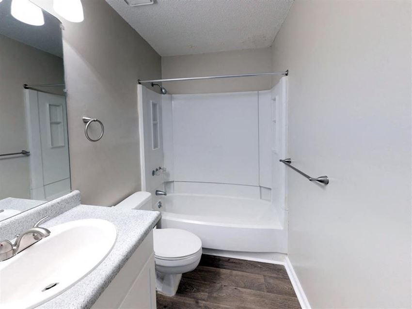 West Wind Landing Apartments, 450 Johnny Mercer Blvd, Savannah, GA RentCafe