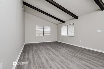 1901 PAR PL 3 Beds House for Rent - Photo Gallery 3