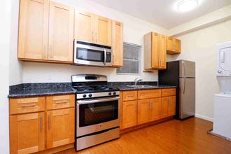 1425 Seventh Street 1-7 Beds Apartment for Rent